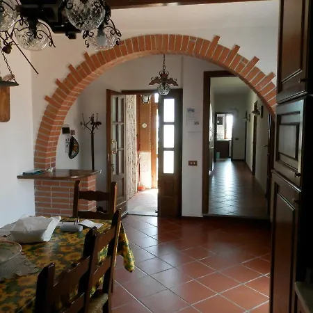 Tra Er Boscu Er Maa بيت للعطل *