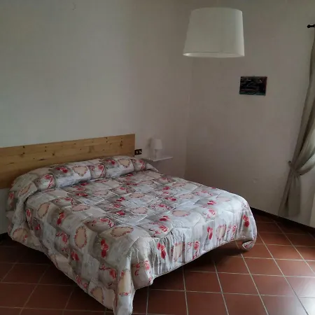 Tra Er Boscu Er Maa * Volastra