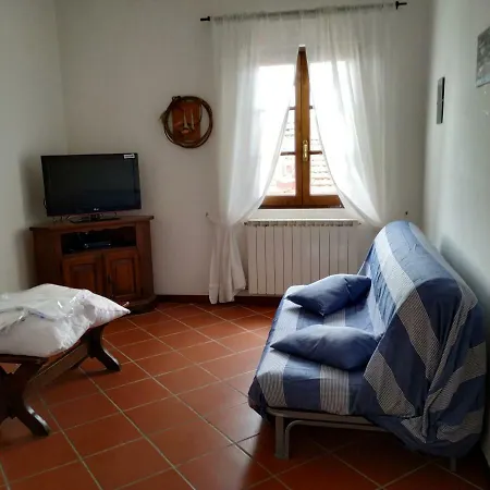 Tra Er Boscu Er Maa Casa de Férias Volastra